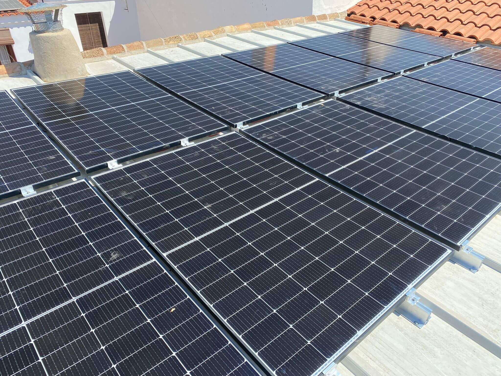 solar panel on house 